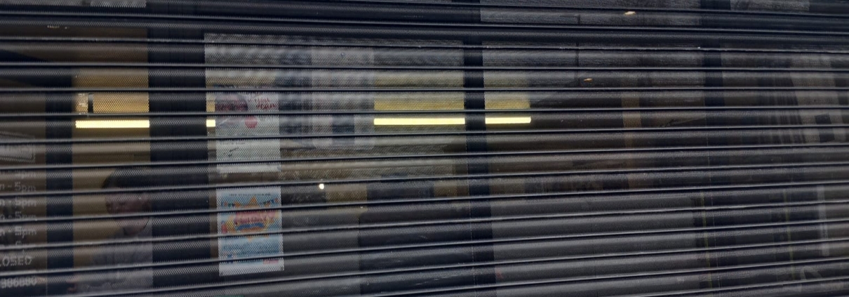 Manual roller shutter repair to PEM Carpets