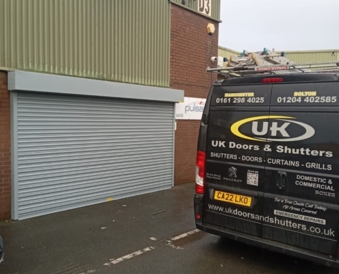 Electric Roller Shutter Radcliffe, M261GG